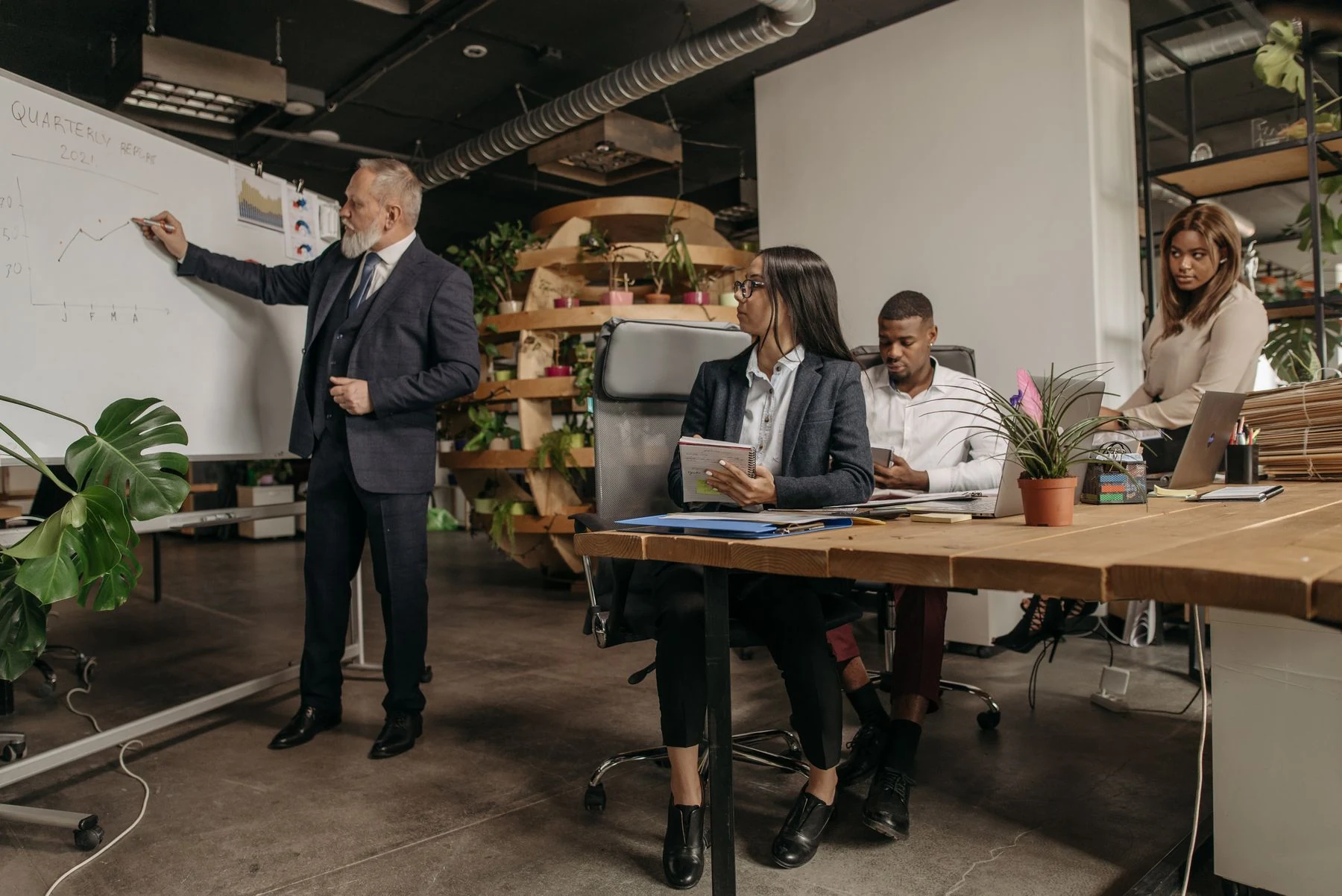 Visuelle Einordnung: Awareness ist mehr als E-Learning